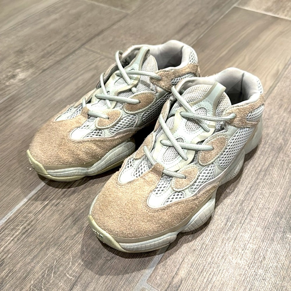 Adidas Yeezy Desert Rat 500 'Blush' boot size 9